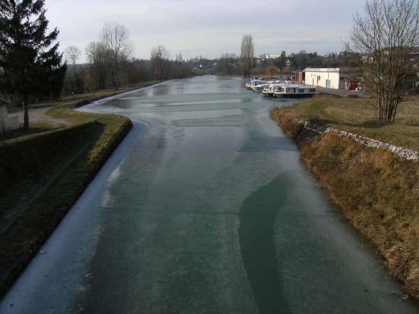 Le port de St Flo pris dans les glaces (Photo C.BAUDOT