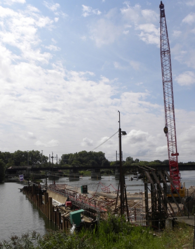 Reconstruction du barrage d'Auxonne (Photo PJL)