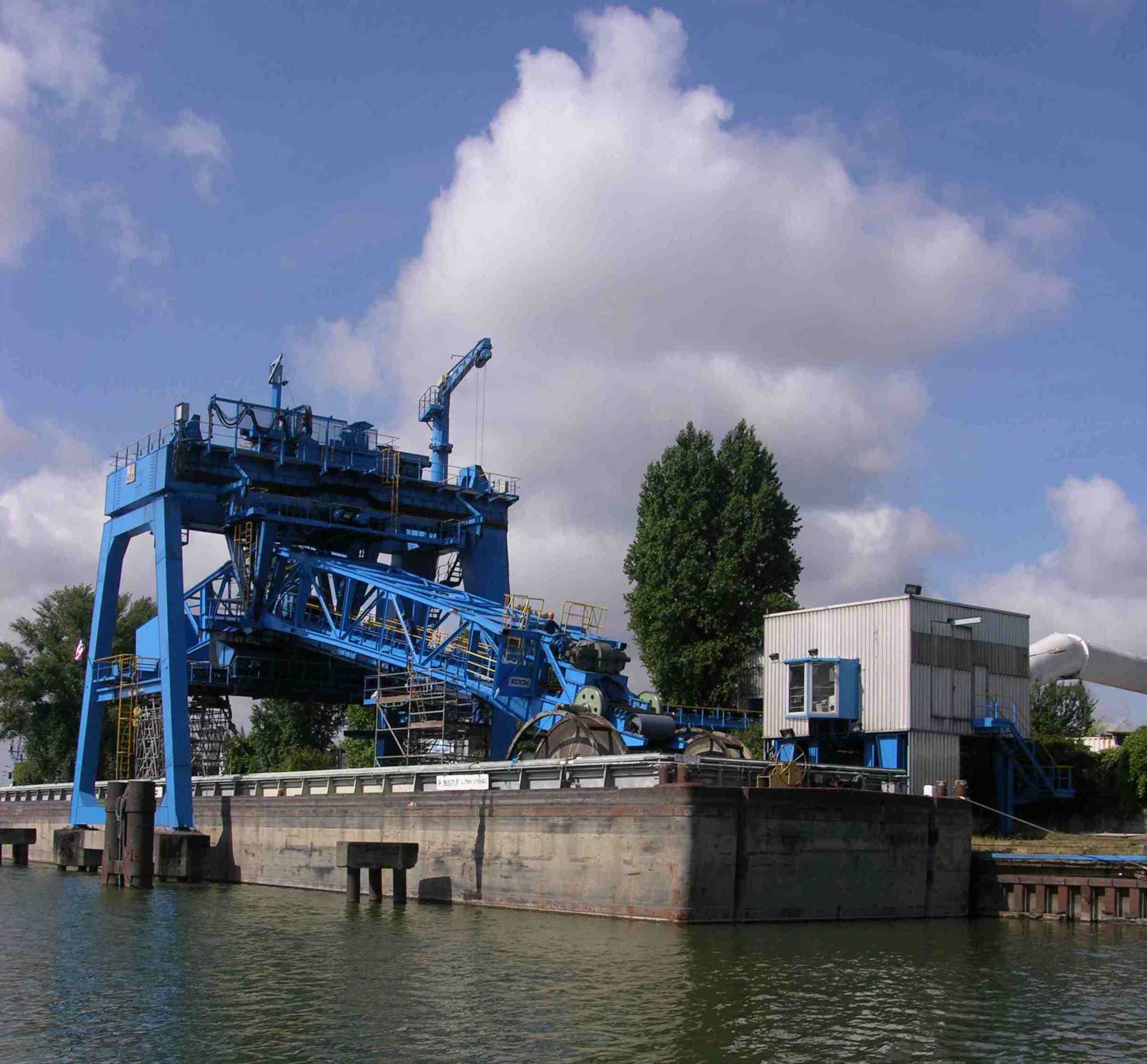 Déchargement du charbon à Vitry sur Seine (Photo PJL)