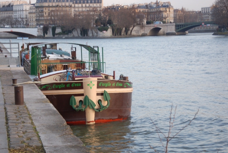 "D'argile et d'eau" au quai St Bernard (Photo F. Dumelié)