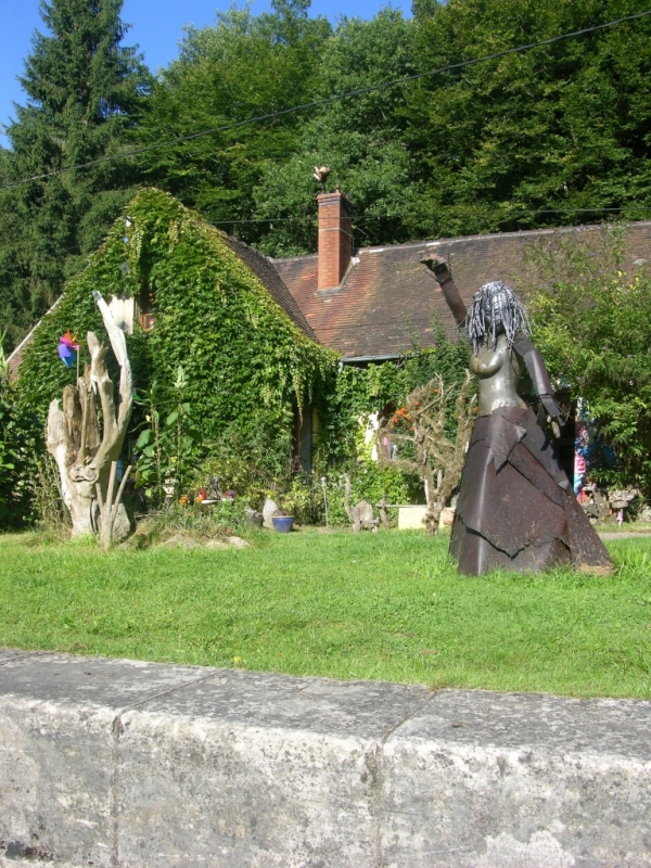 L'écluse n°6 de l'échelle de Sardy (Photo : PJL)