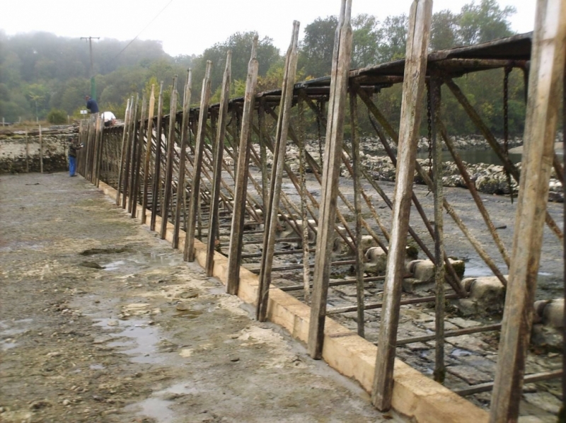 Barrage à aiguilles - Larçay (Photo V. Loison)