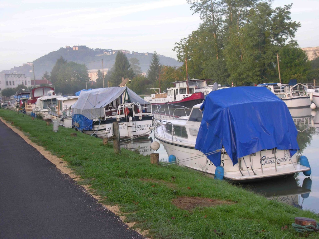 Le port de Thibault-Saint-Satur (Photo PJL)