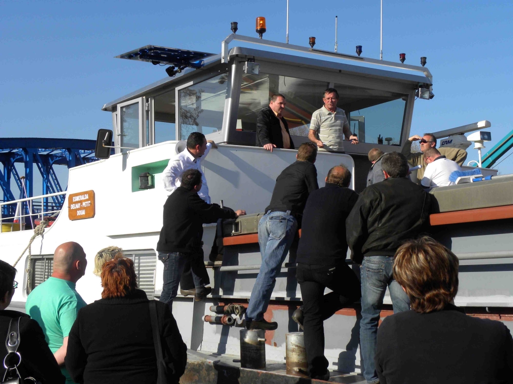 J.Delhay à la passerelle de l'Esmeralda (Photo PJL)