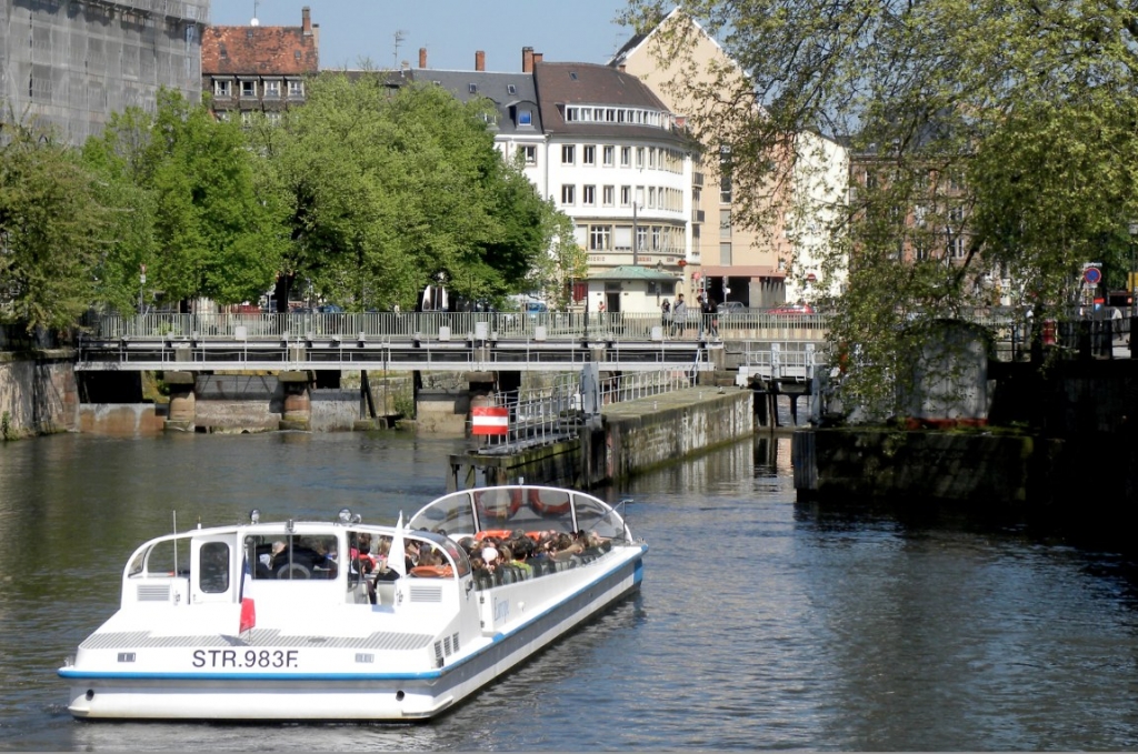 Écluse des Faux-Remparts à Strasbourg (Photo PJL)