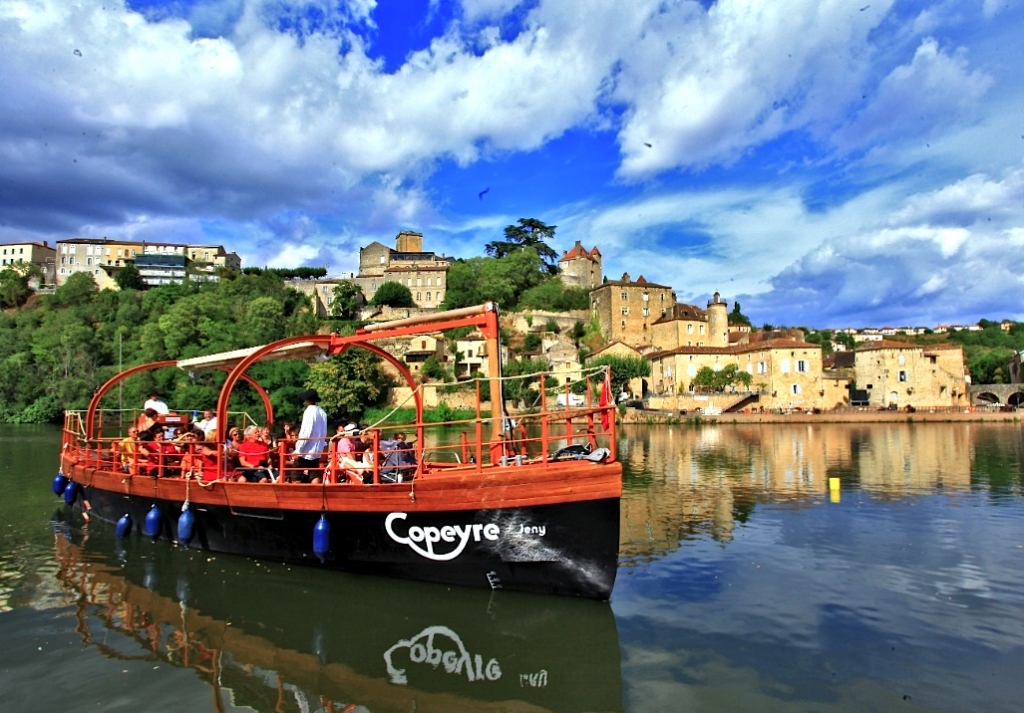 "Jeny", la gabare à propulsion électrique (Jac'photo)