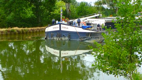 Le Joshua, bateau de commerce à cabines d'hôtes (Photo A.Louvetel)