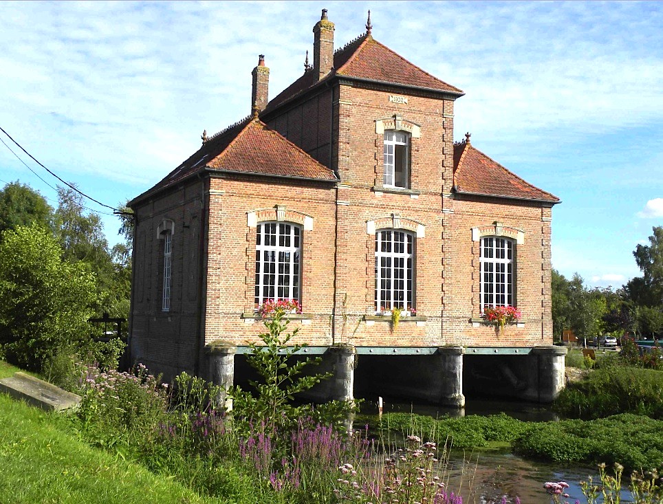 La centrale hydroélectrique de Long (Photo N.Parent)