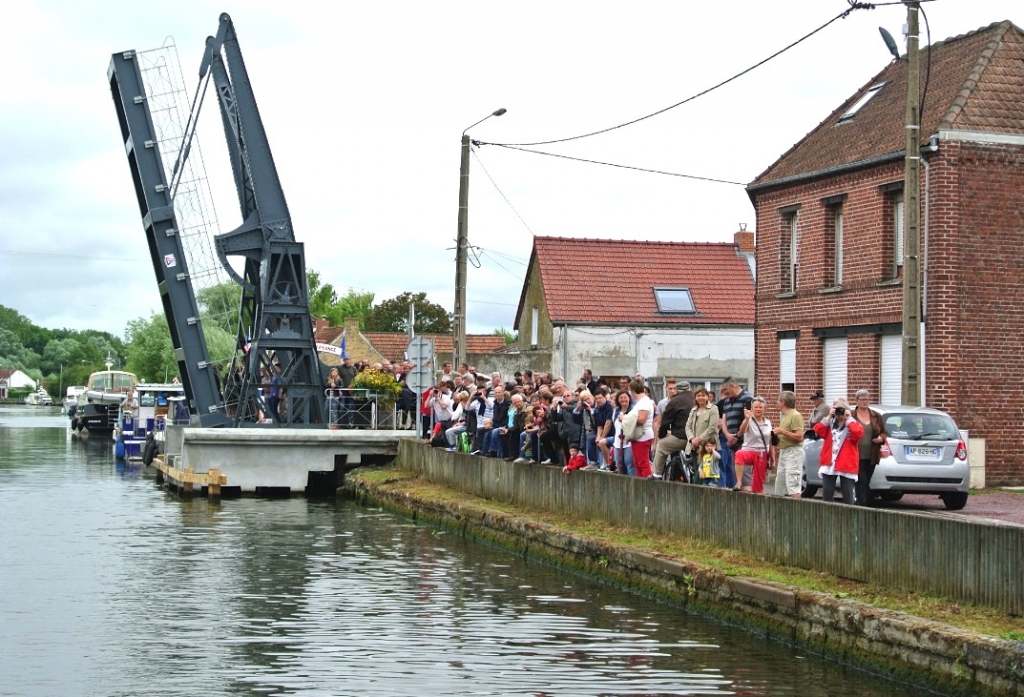 Inauguration du pont-levis Capelle restauré (Photo J-P Delomel)