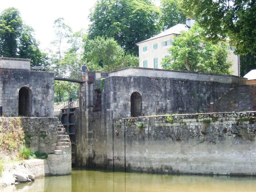 Écluse et Relais de Mantelot (Photo V.Brancotte)