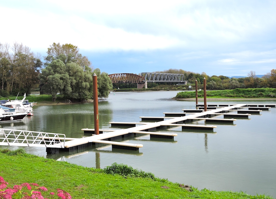 un nouveau ponton au port de Beinheim (Photo CNAN)