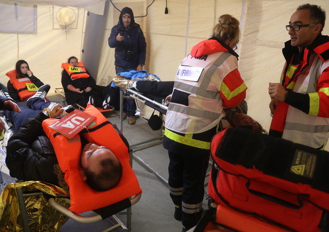 Avignon : opération sauvetage sur le Rhône (Photo Bruno Souillard)