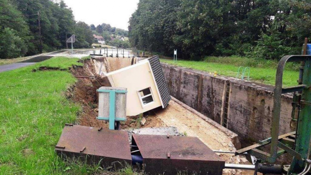 l'écluse 21 de Neuville-Day du canal des Ardennes (photo extraite du site l’Union)