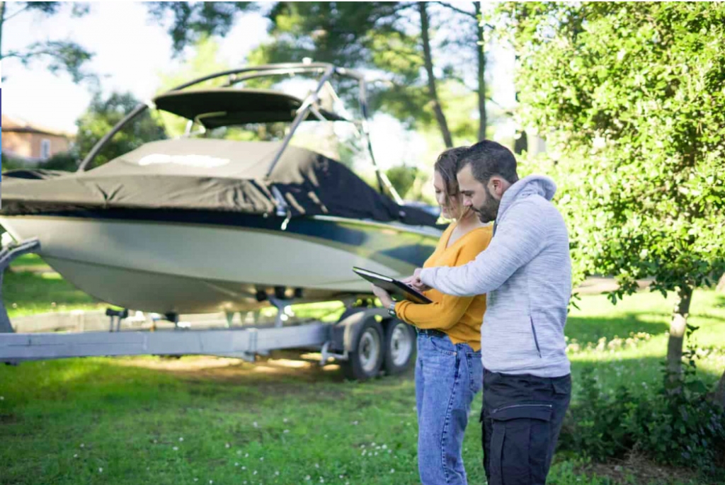 Les deux entrepreneurs travaillent déjà sur l'application de "Je stocke mon bateau". (Photo DR)