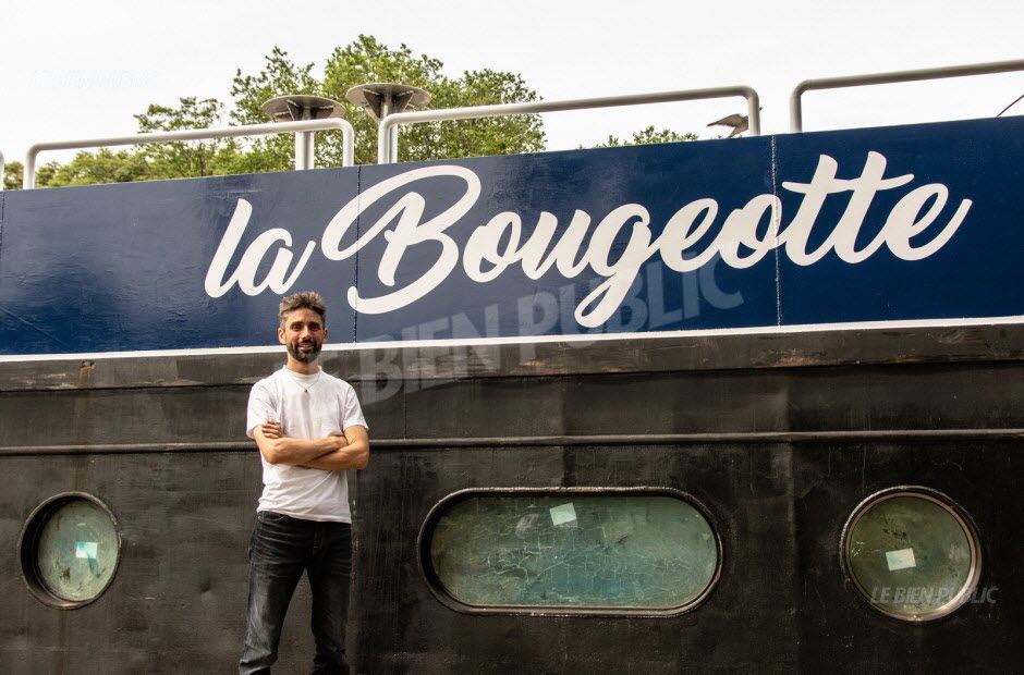 Charles Delalande, ancien marin, est à l’initiative de la péniche La Bougeotte. (Photo LBP /Emma BUONCRISTIANI)