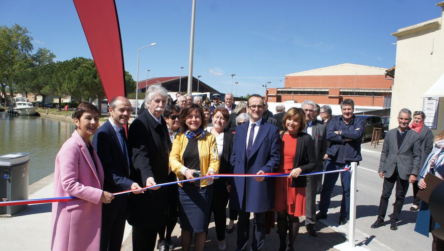 La présidente de la Région Occitanie, Carole Delga, a inauguré la réhabilitation du grand bassin. (Photo extraite du site de L'indépendant)