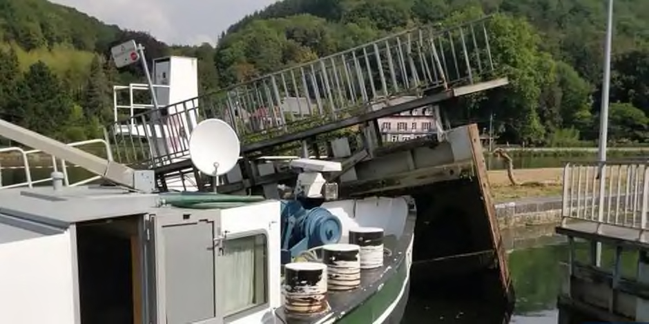 La navigation à l'écluse de Hun pourrait reprendre avant le 7 septembre (Photo Pascal Verstraete)