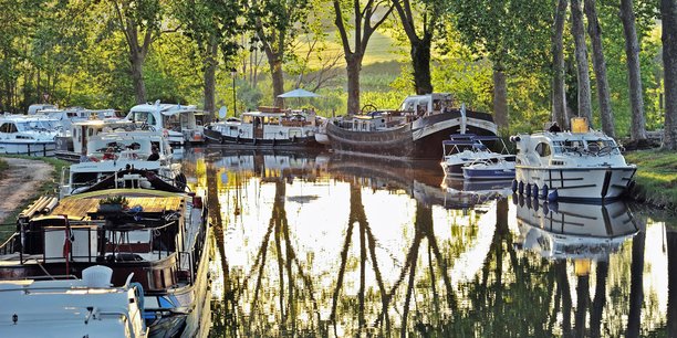 Dans l'Hérault, le Conseil départemental va investir 7 M€ sur une nouvelle piste cyclable le long du Canal du Midi (Photo : Hérault Tourisme)