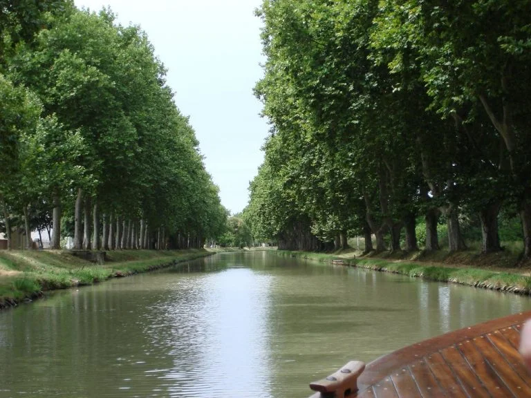 Une fresque sera dessinée le long du canal du midi sur le mur de la trémie du pont Guilheméry. La mairie de Toulouse a lancé un appel à projets en ce sens. (Photo CC BY SA / Luciano Guelfi)