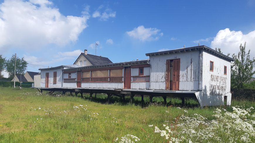 Le bateau-lavoir Saint-Yves (Photo Radio France)