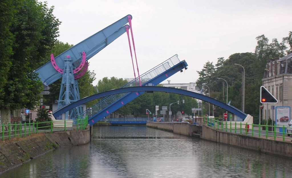 Ponts levis de Montceau (Photo PJL)